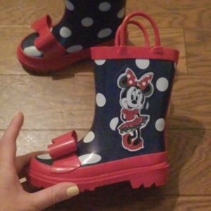 Minnie mouse rain boots